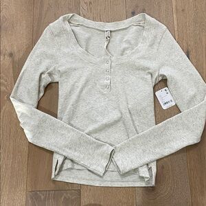 Free People Light Gray Long Sleeve Top